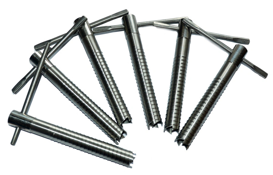 bivaliy_ввертыш для крепления палатки зимней/1шт/ #